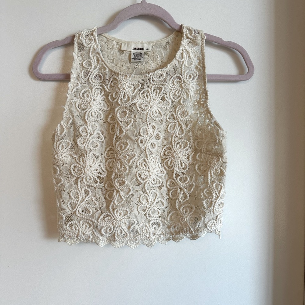 Boho sleeveless lace crop top